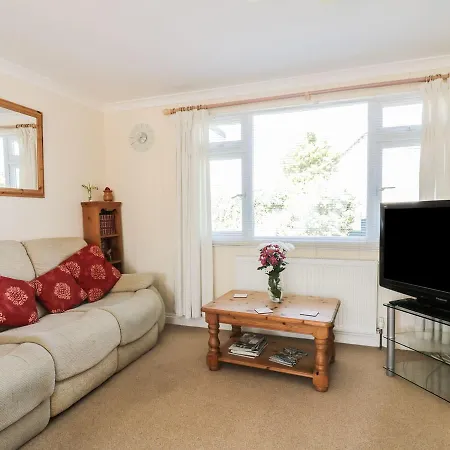 22 Trembel Road Helston